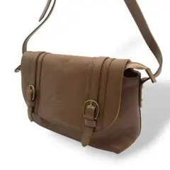 ダコタ Dakota ショルダーバッグ 斜め掛け レザー ブラウン 型押しロゴ