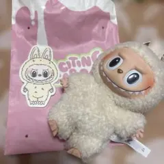POP MART THE MONSTERS ぬいぐるみキーホルダーのサムネイル
