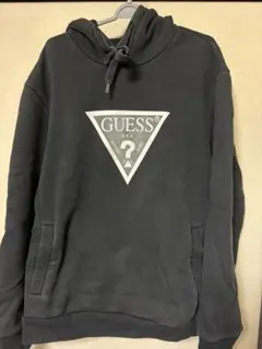 GUESS ブラック パーカー フード付き 厚手生地　うらきもう