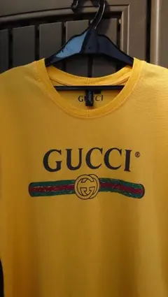 GUCCI ロゴ 半袖 Tシャツ イエロー Mサイズのサムネイル