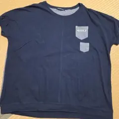 ポケット付きネイビー半袖Tシャツ