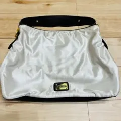 Item thumbnail for item aecef454-b7fe-49f4-98c1-0c0f3e401a67