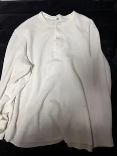 ホワイト ヘンリーネック Tシャツ