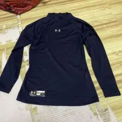 UNDER ARMOUR YXL ネイビー 長袖 アンダーシャツ