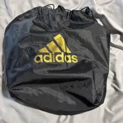 adidas ドローストリングバッグ ブラック/ゴールド
