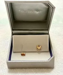 【美品★】数量限定品 STAR JEWELRY／K10YG TIGER ピアスのサムネイル
