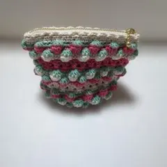 いちご編みファスナーポーチ　Handmade