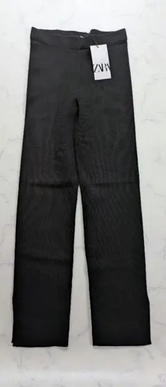 ザラ　ニット　黒　パンツ　M