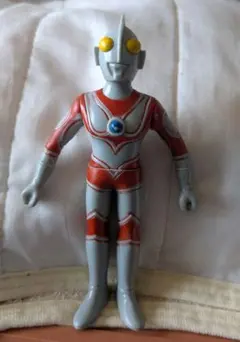 当時物 ブルマァク ウルトラマンエース 15cm ソフビ 昭和レトロ 円谷プロ 当時物 ブルマァク ウルトラマンエース ソフビ フィギュア 昭和レトロ