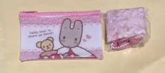 サンリオ　マロンクリーム　フラットポーチ　レトロレッスンバッグミニキーホルダー