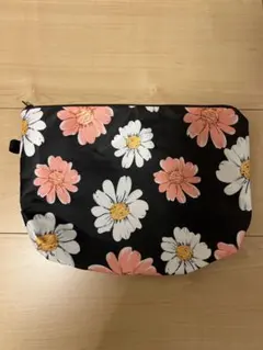 花柄ポーチ 黒 軽量 sheinのサムネイル