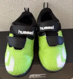 サッカー　スニーカー　kids