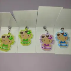 ダイソー セリア 100均 サンリオ キティ 日焼けキティ ラバーストラップ