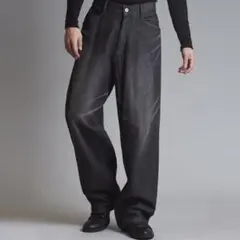 ダークグレー ストレートレッグデニム