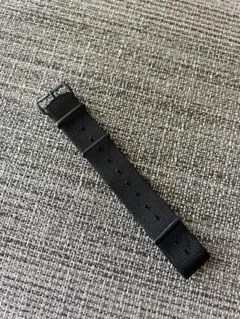 新品 phoenix NATOストラップ ブラック20mm フェニックスのサムネイル
