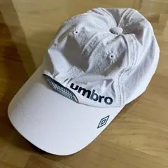 umbro キッズ　キャップ　54〜56㎝