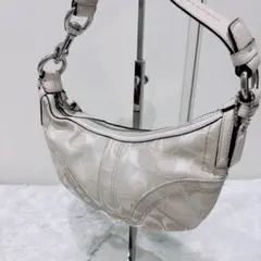 【希少】COACH ホーボー ワンショルダー ポーチ バッグ ホワイト 三日月