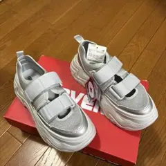 CONVERSE ALL STAR 厚底スポーツサンダル シルバー 24cmのサムネイル