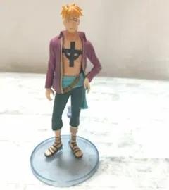ワンピース　フィギュア　マルコ