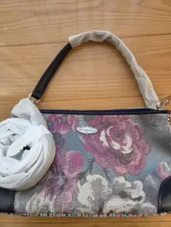 Item thumbnail for item daf773a9-5525-4af1-b112-66df7c77c233