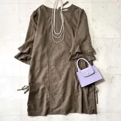 未使用級 ローズティアラ 大きいサイズ46 花刺繍レースAラインワンピース 4L