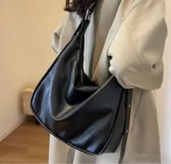 nugu ショルダーバッグ