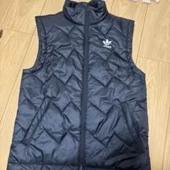 【新品未使用】アディダスオリジナルス　ダウンベスト