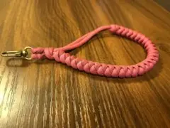 スマホストラップ　パラコード