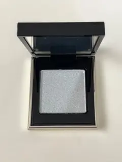 SUQQU トーン タッチ アイズ 111 シルバー 1.5g