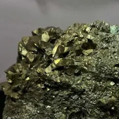 大きな黄銅鉱 chalcopyrite チャルコパイライト鉱石 鑑賞石 No2 - メルカリ