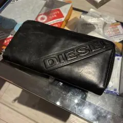 DIESEL ラウンドファスナー長財布 ブラックのサムネイル
