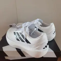 adidas アディダス　スニーカー　23.5のサムネイル