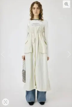 Item thumbnail for item ea933bad-501b-4452-8a7d-73a389339e93