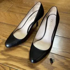 PRADA パンプス ブラック　黒　ポインテッドトゥ　ピンヒール　37 1/2 PRADA パンプス ブラック 黒 ポインテッドトゥ ピンヒール 37 1/2