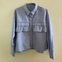 オペークドットクリップ フリル付き水色シャツ サイズM新品