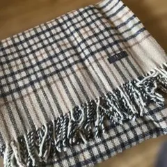 OAS チェック柄　膝掛け　ブランケット140cm x 110cm