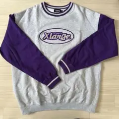 XLARGE クルーネック スウェット グレー パープルのサムネイル