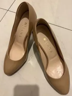 訳あり‼︎ DIANA エナメルパンプス ベージュ