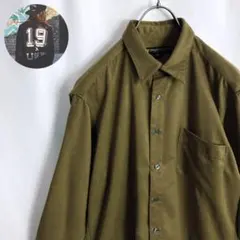 古着 長袖シャツ カーキ色 ワンポイント刺繍 光沢感 深緑 M