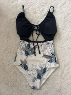 ALEXIA STAM ワンピース水着 Mサイズ - メルカリ