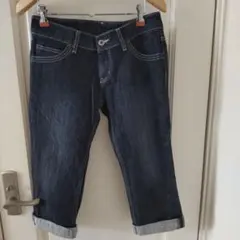 スキニーデニム ダークブルー ロールアップ裾