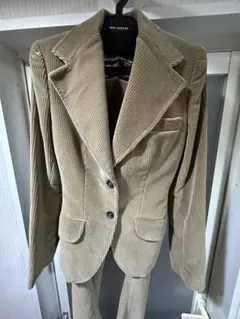 限定お値下　ドルガバ　コーディロイのパンツスーツ