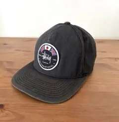 【希少】STUSSYインターナショナルロゴキャップ 国旗パッチ フェードブラック