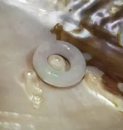 翡翠 ドーナツ型ペンダント トップ