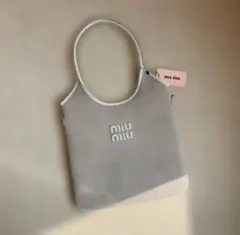 Miu Miu トートバッグ