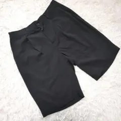 N*o様 【美品】ディスコート タックショートパンツ 黒 L センタープレスのサムネイル