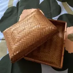 蓋付き籠　小物入れ