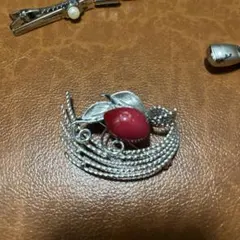 ヴィンテージ 鳥と葉のブローチ