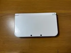 New 3DS LL ホワイト 本体 + 充電器 + スタイラスペン