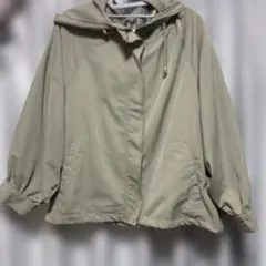 値下げ中　フード付きグリーン系　ジャケット　2回程使用